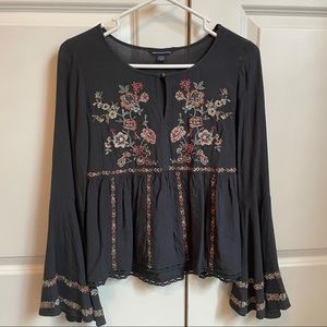 American Eagle long sleeve blouse size XS